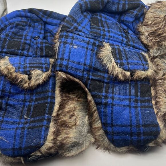 ‎Trapper hat 2 hat bundle-NWT-kids flannel blue - Picture 2 of 4